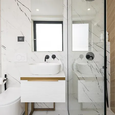 Eden - Elegant Retreat In Rosetti Luxury * Bükreş