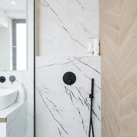 Eden - Elegant Retreat In Rosetti Luxury Daire