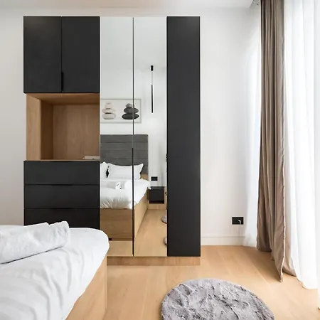 Daire Eden - Elegant Retreat In Rosetti Luxury *