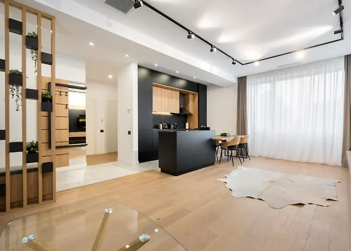 Eden - Elegant Retreat In Rosetti Luxury Apartment