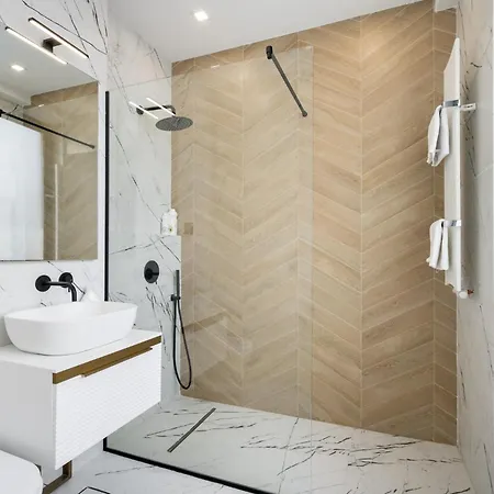 Eden - Elegant Retreat In Rosetti Luxury 公寓 *