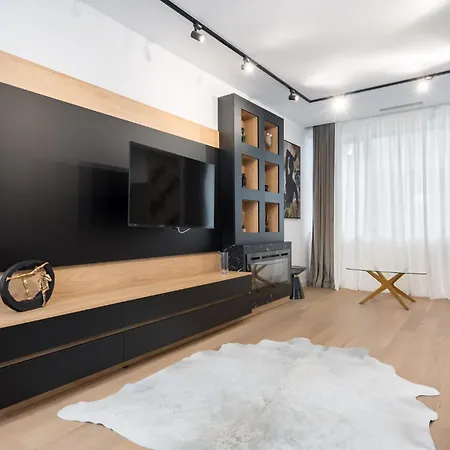 Daire Eden - Elegant Retreat In Rosetti Luxury