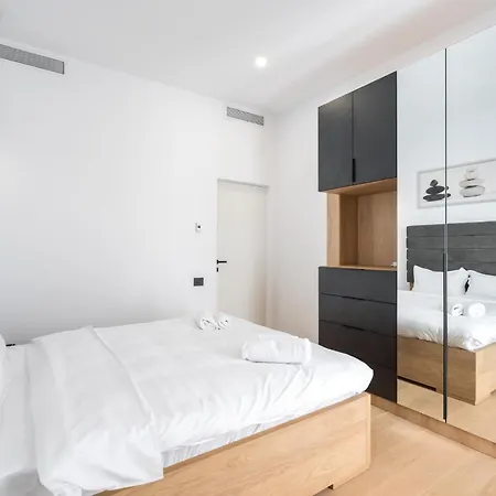 Eden - Elegant Retreat In Rosetti Luxury *