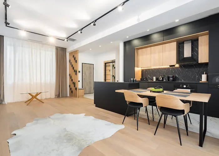 Eden - Elegant Retreat In Rosetti Luxury דירה *