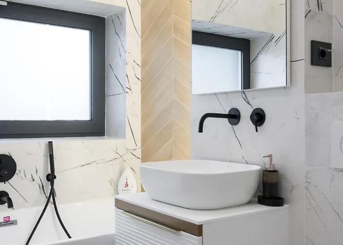 Eden - Elegant Retreat In Rosetti Luxury