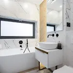 Eden - Elegant Retreat In Rosetti Luxury
