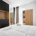 Eden - Elegant Retreat In Rosetti Luxury