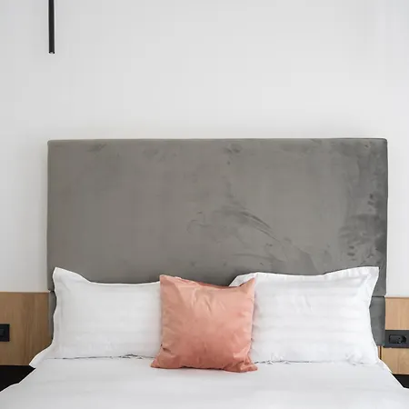 Eden - Elegant Retreat In Rosetti Luxury Apartment Bucharest